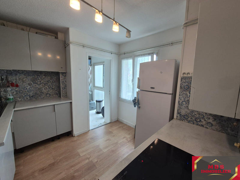 Appartement - 100 m² - 5 pièces