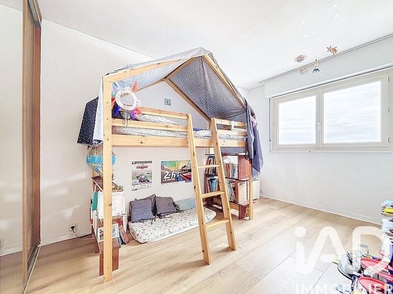 Appartement - 84 m² - 4 pièces