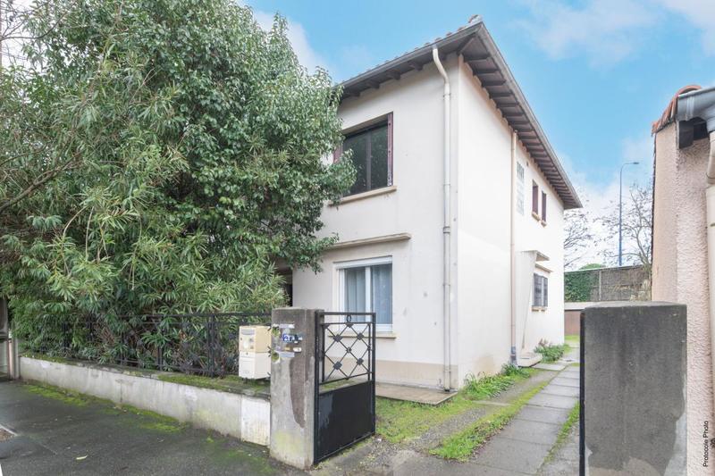 Appartement - 104 m² - 4 pièces