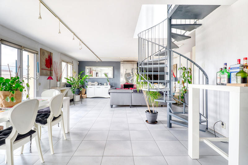 Appartement - 191 m² - 6 pièces