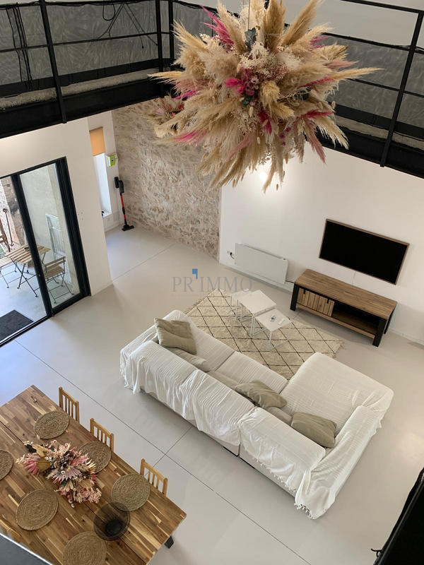 Loft - 130 m² - 5 pièces