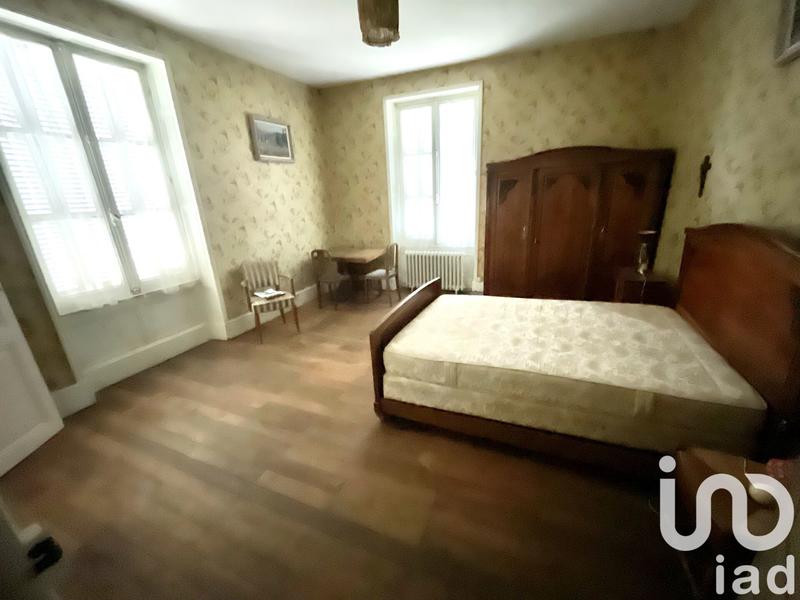 Maison - 245 m² - 11 pièces