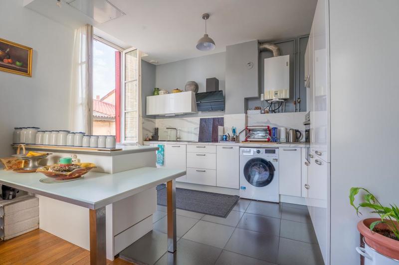 Appartement - 111 m² - 4 pièces