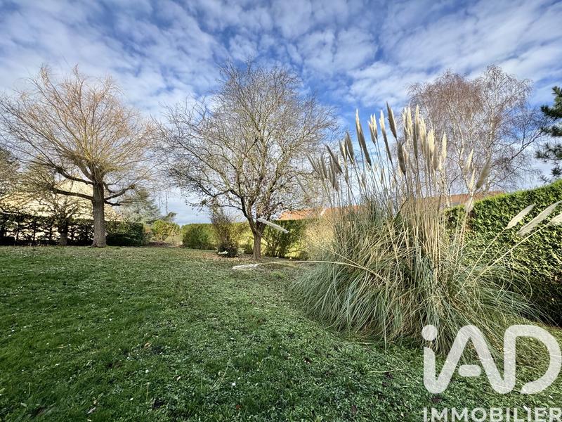 Maison - 232 m² - 8 pièces