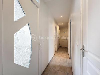 Maison - 84 m² - 5 pièces