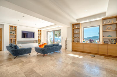 Villa - 220 m² - 8 pièces