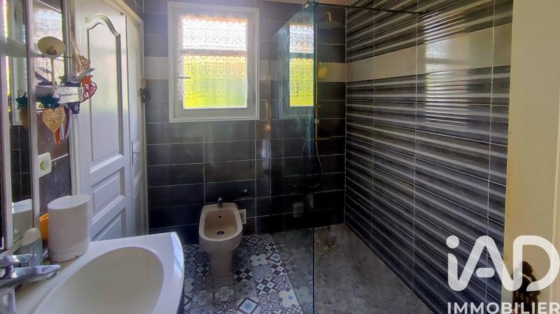 Maison - 170 m² - 6 pièces