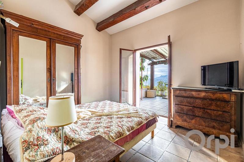 Villa - 124 m² - 6 pièces