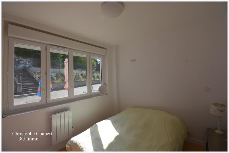 Maison - 265 m² - 9 pièces