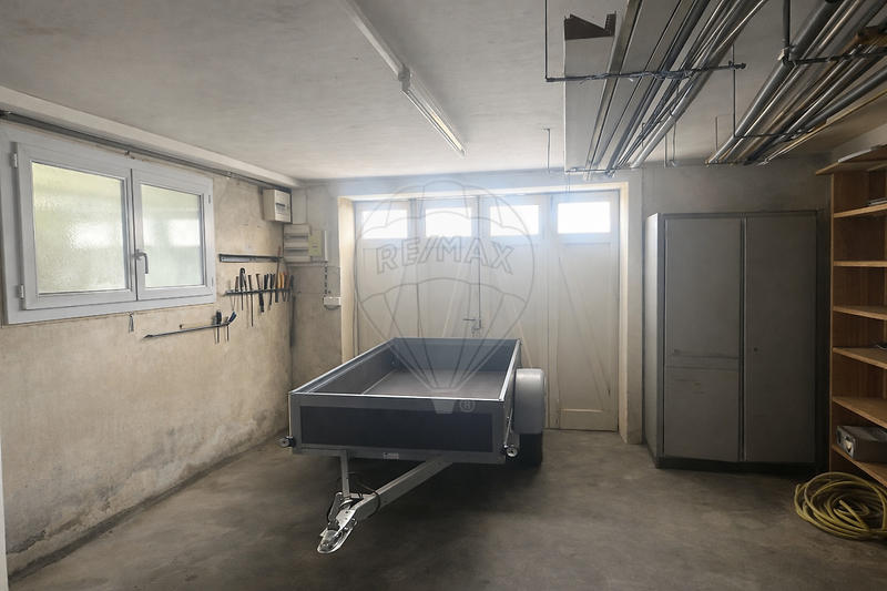 Maison - 185 m² - 10 pièces