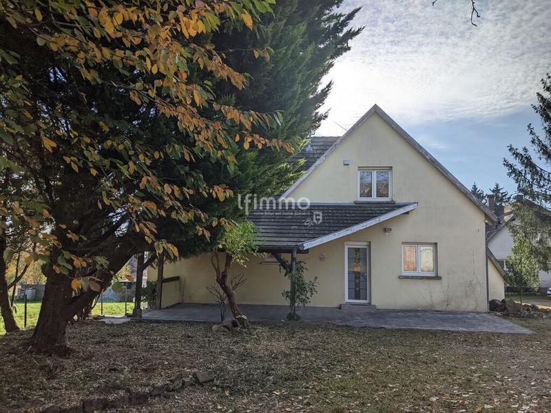 Maison - 140 m² - 5 pièces