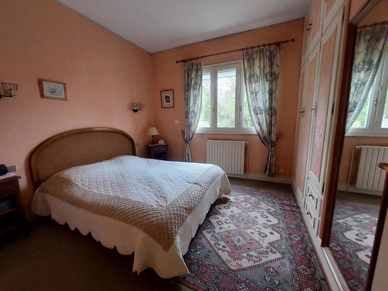 Maison traditionnelle - 190 m² - 6 pièces