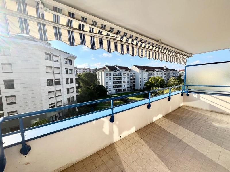 Appartement - 76 m² - 3 pièces