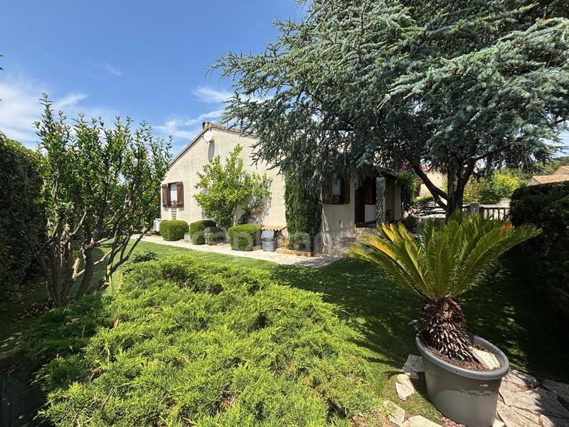 Maison - 87 m² - 4 pièces