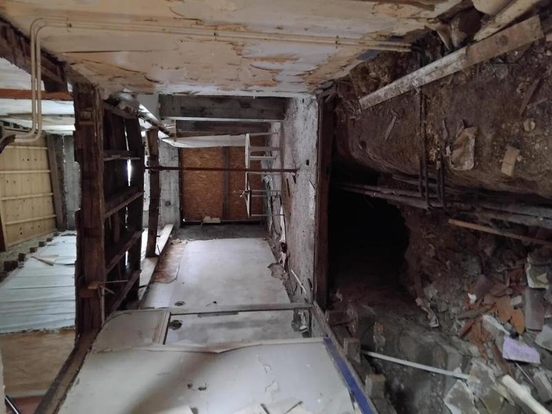 Immeuble - 1 m² - 1 pièce