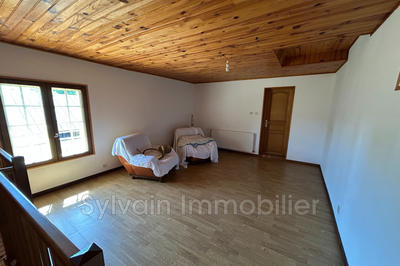 Maison - 136 m² - 5 pièces