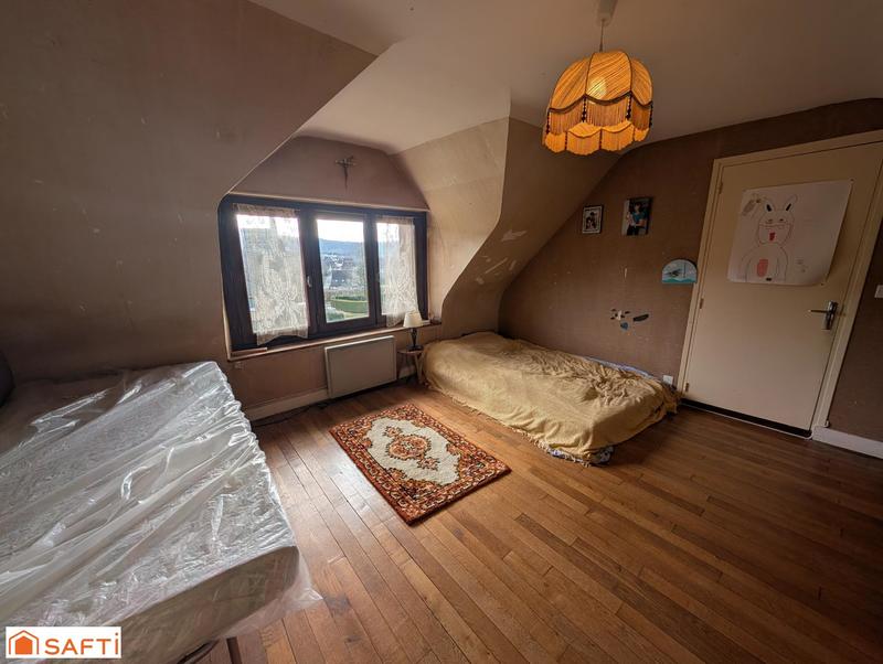 Maison - 110 m² - 6 pièces