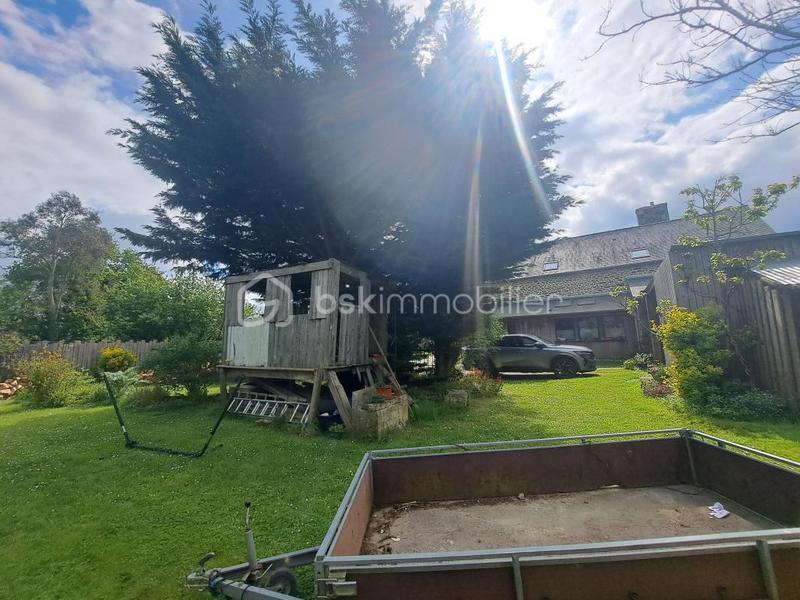 Propriété - 280 m² - 12 pièces