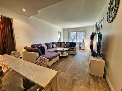 Appartement - 91 m² - 4 pièces