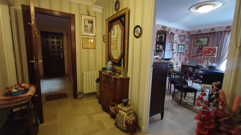 Appartement - 120 m² - 5 pièces