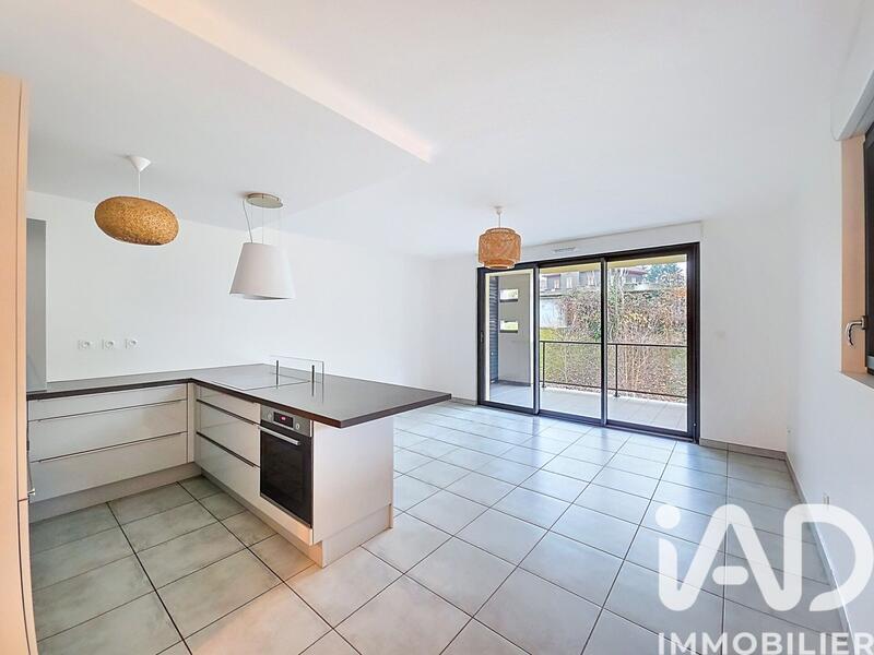 Appartement - 90 m² - 4 pièces