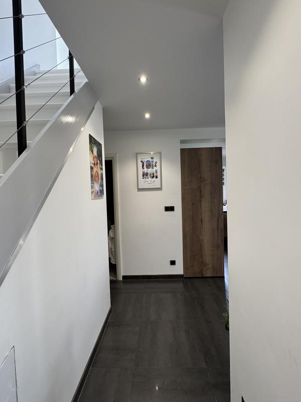 Maison traditionnelle - 151 m² - 6 pièces