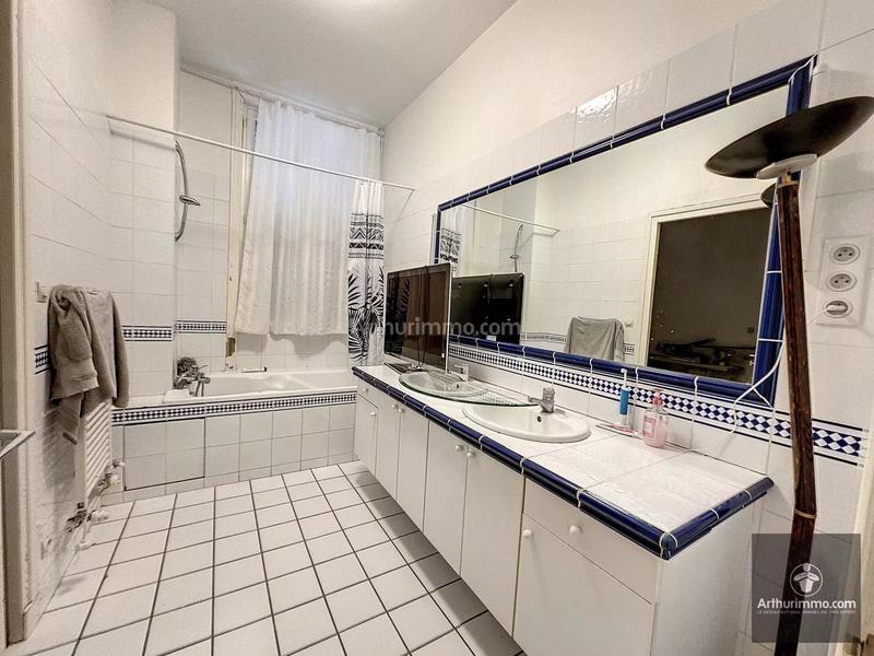 Appartement - 165 m² - 5 pièces