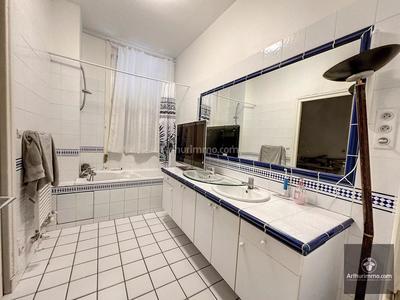 Appartement - 165 m² - 5 pièces