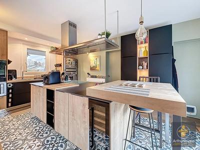 Maison - 152 m² - 5 pièces