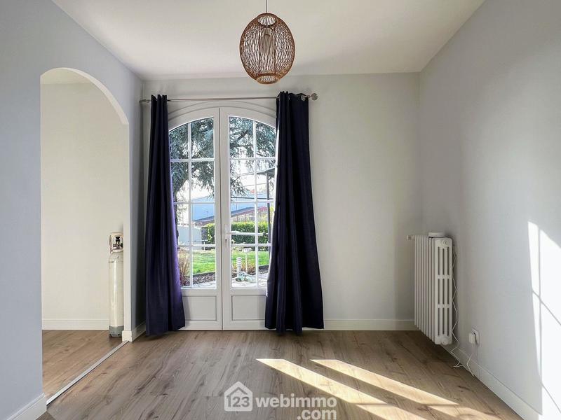 Maison - 185 m² - 5 pièces