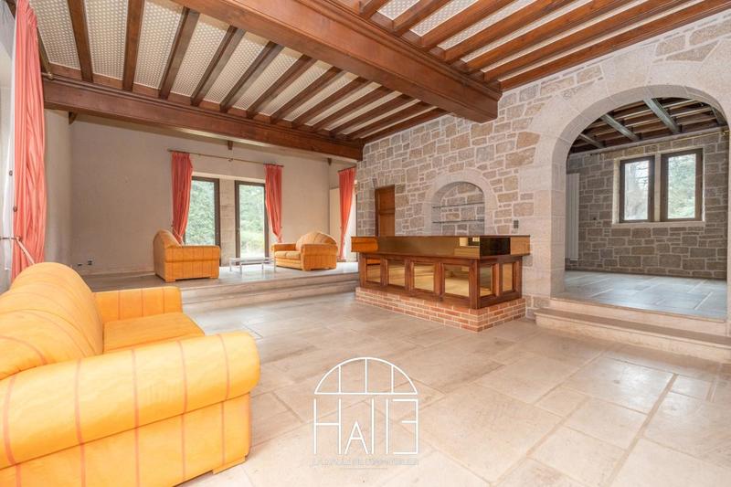 Mas - 445 m² - 10 pièces