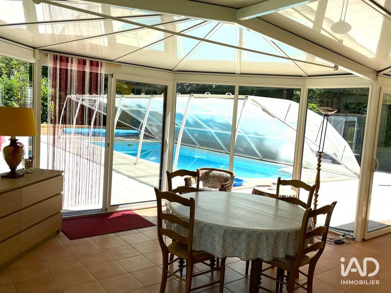 Maison - 177 m² - 5 pièces