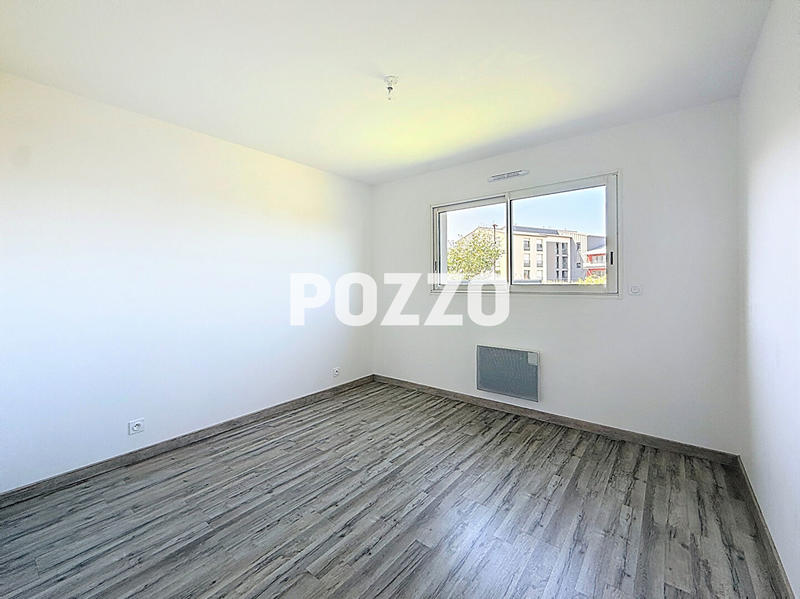 Maison - 97 m² - 5 pièces