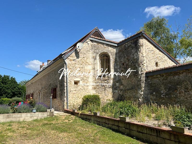 Maison - 170 m² - 6 pièces