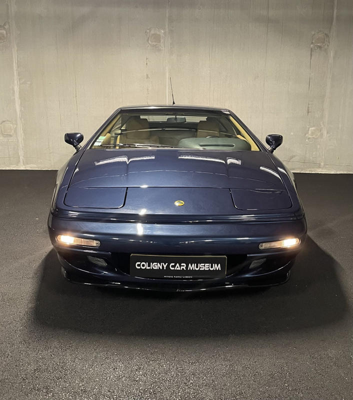 Lotus Esprit S4 2.2 l turbo