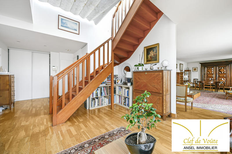 Appartement - 129 m² - 5 pièces