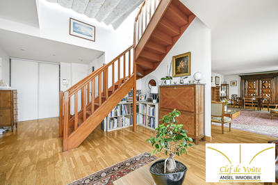 Appartement - 129 m² - 5 pièces