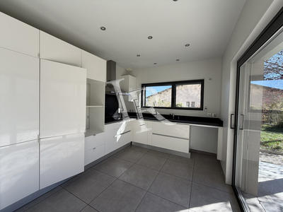 Appartement - 130 m² - 5 pièces