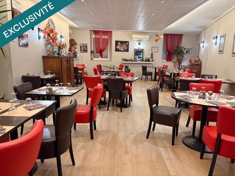 Local commercial - 136 m² - 5 pièces