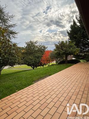 Maison - 137 m² - 5 pièces