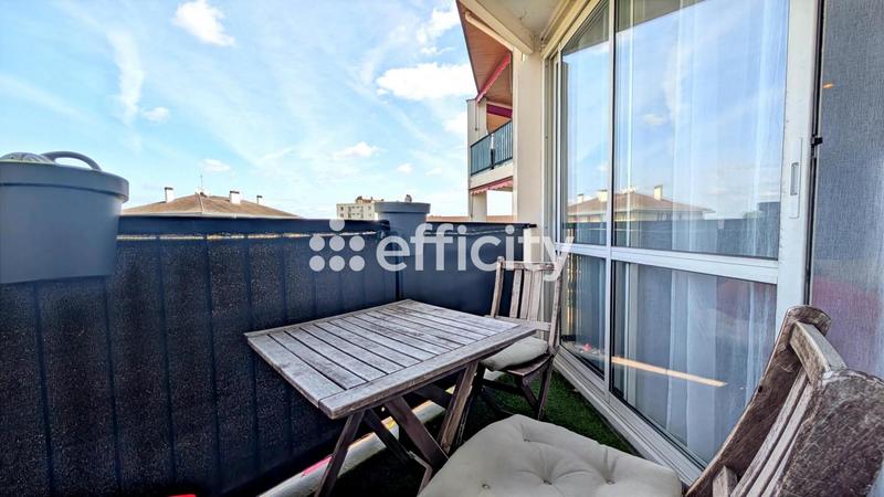 Appartement - 65 m² - 3 pièces