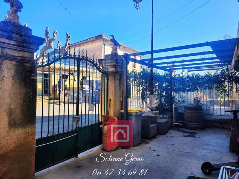 Maison de village - 260 m² - 10 pièces