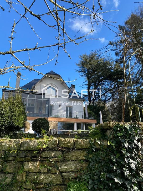 Maison - 184 m² - 7 pièces