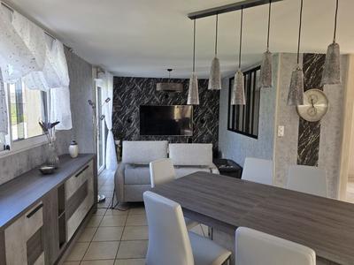 Maison - 101 m² - 4 pièces