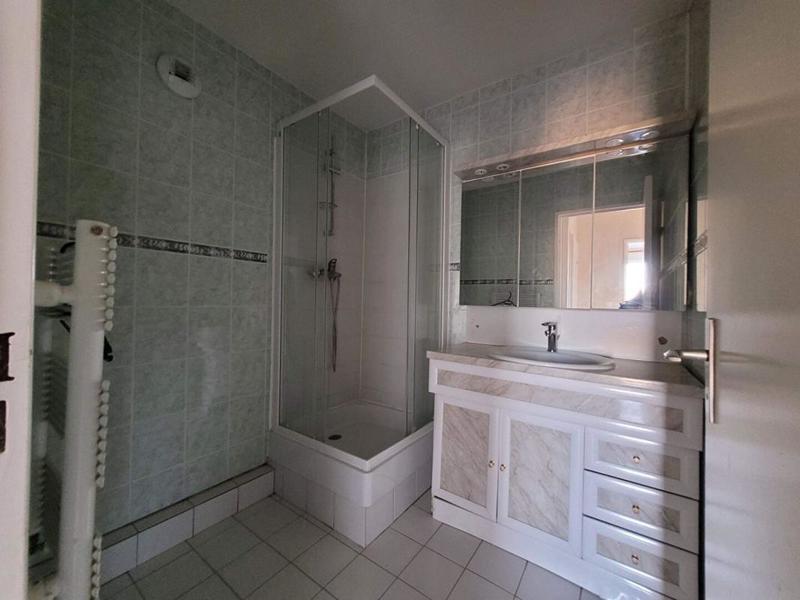 Appartement - 77 m² - 4 pièces