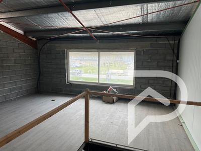 Local commercial - 220 m²