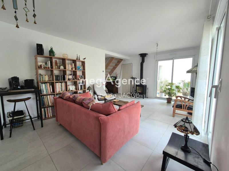 Maison - 93 m² - 5 pièces