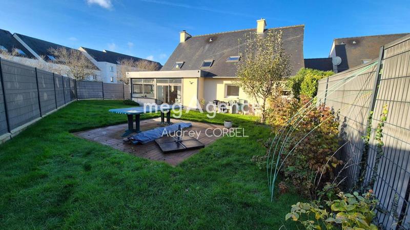 Maison - 192 m² - 9 pièces