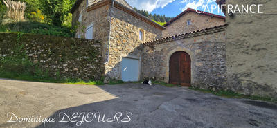 Maison - 280 m² - 13 pièces