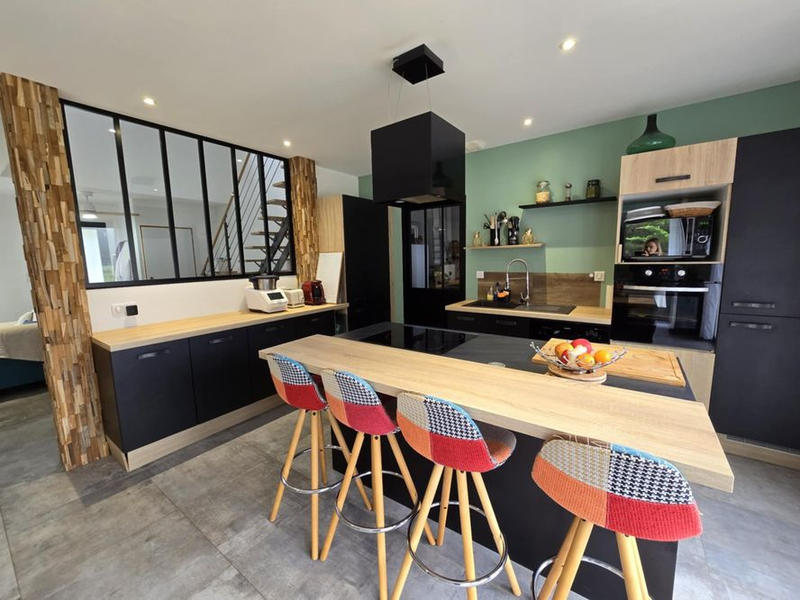 Maison - 123 m² - 4 pièces